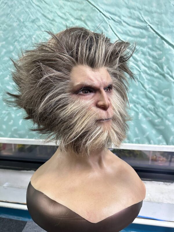 This monkey mask - Image 2