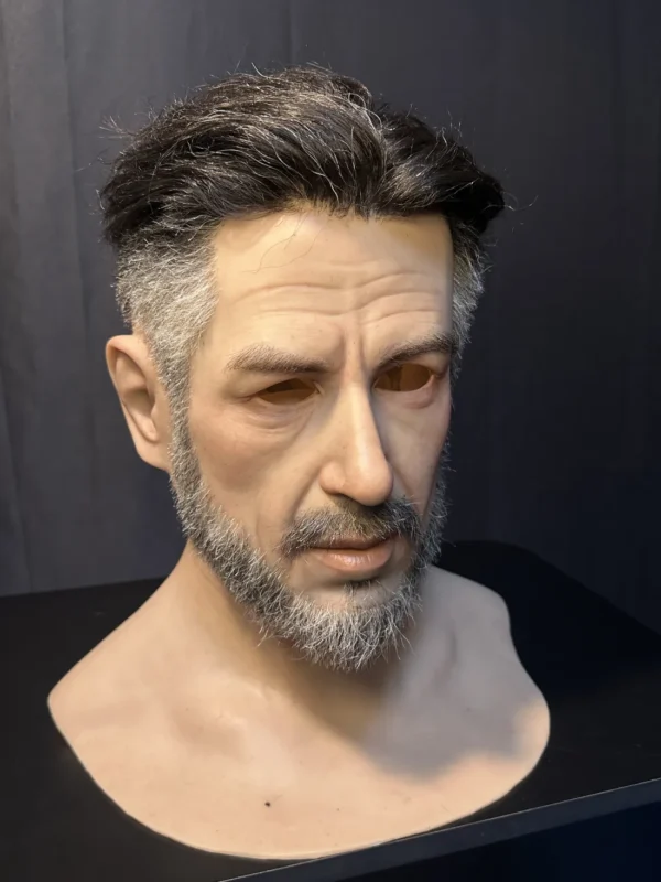 Middle-aged man - Image 4
