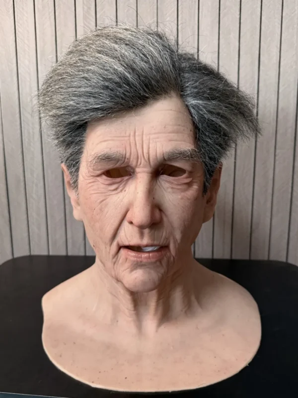 Handsome old grandpa - Image 5
