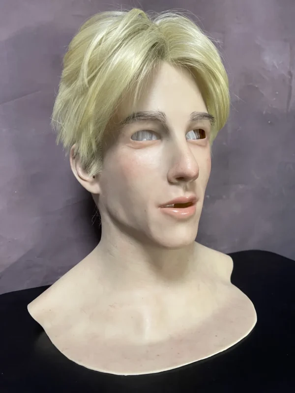 Handsome man silicone mask - Image 4