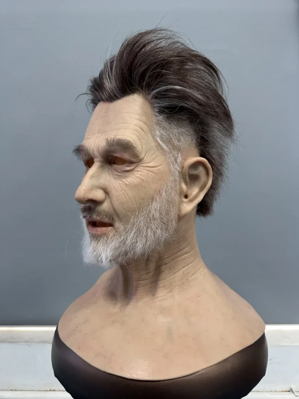 Handsome old grandpa - Image 4